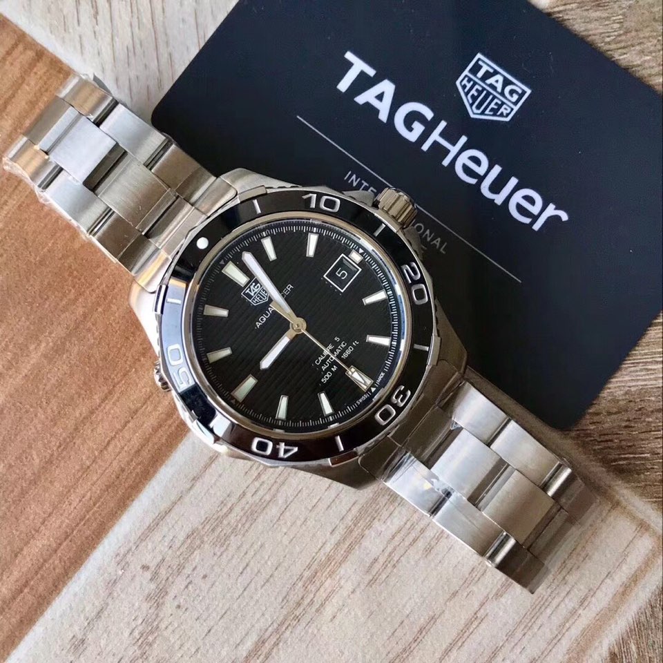 태그호이어 아쿠아레이서 블랙다이얼 브레이슬릿 TAG HEUER Aquaracer Calibre 5 SW200